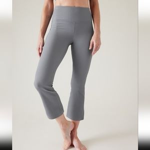 Athleta Ribbed Crop Flare XL